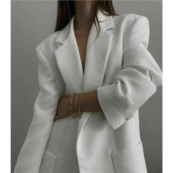 Zara Jackets & Blazers - ZARA Oversized Flowy Blazer Bloggers Favorite